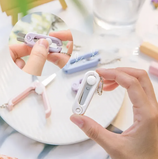 Kawaii Mini Foldable Scissors